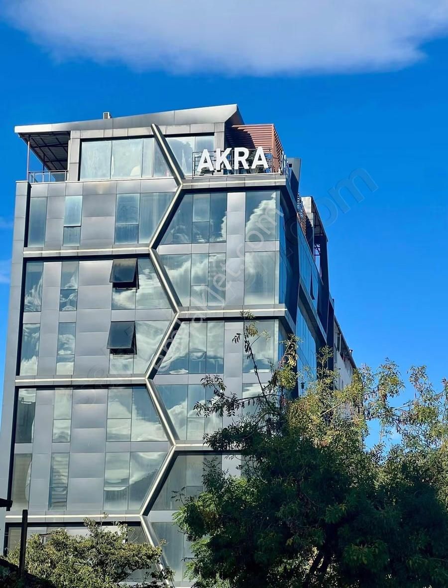 Onur Pehlivan'dan Akra Plazada Lüks Eşyalı Satılık Büro-ofis - Görsel 8