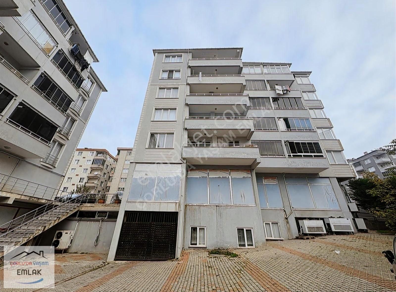 Muhittin Mah. Açı Koleji Yakını 3+1 Satılık Geniş Daire