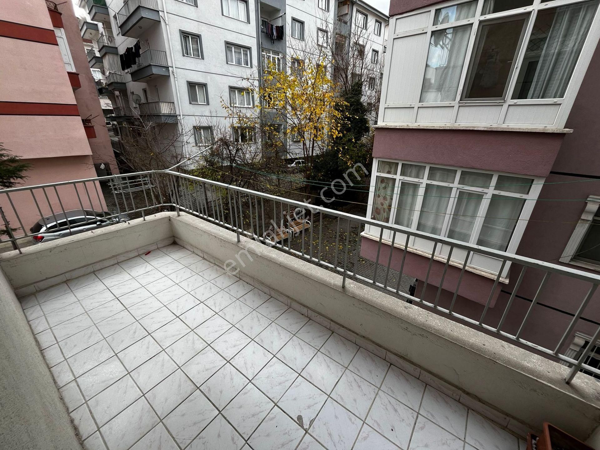 Sincan Mareşalda 3+1 Arakatta Geniş Balkonlu Kiralık Daire - Görsel 29