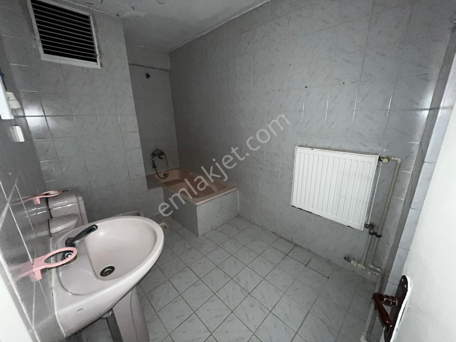 Sincan Mareşalda 3+1 Arakatta Geniş Balkonlu Kiralık Daire - Görsel 23