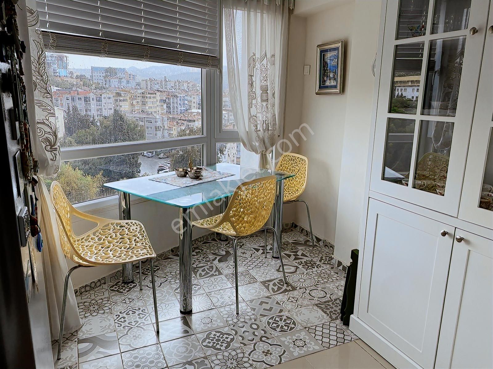 Göztepe Metro Yakını Suzuzdede Bloklarında Bakımlıgüney Köşe - Görsel 25