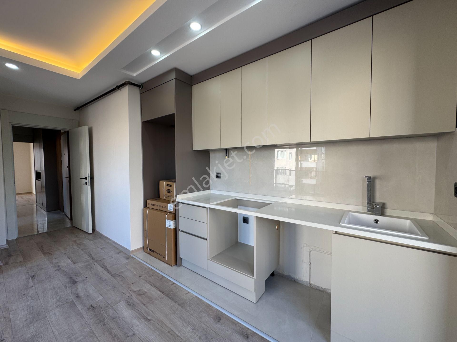 Yenigünde Mevlana Yakını Katta Fırsat 2+1 Daireler - Görsel 8