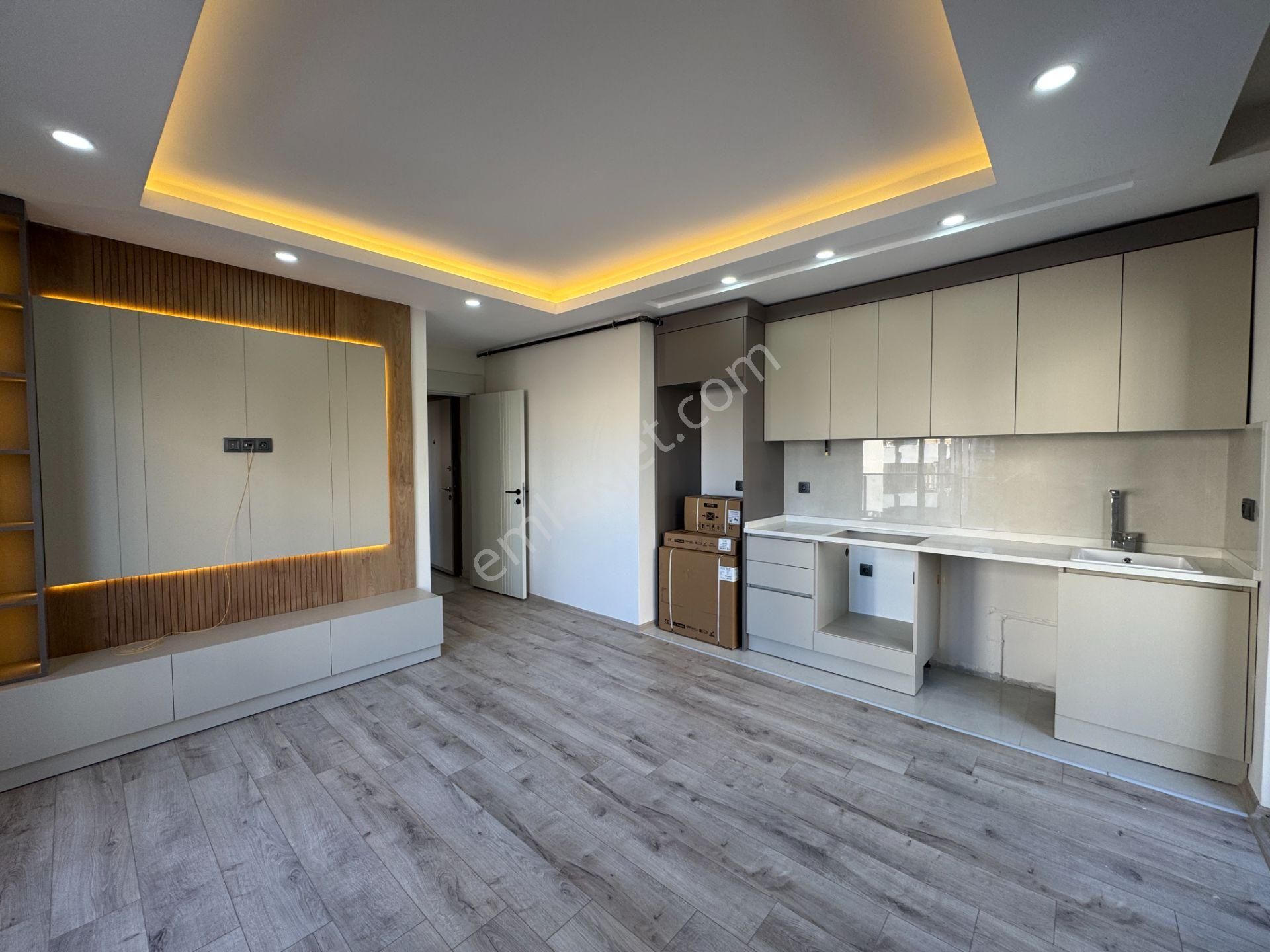 Yenigünde Mevlana Yakını Katta Fırsat 2+1 Daireler