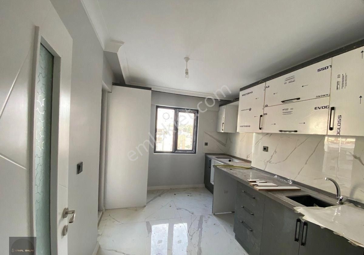 Güzelyalı Eğitim Mahallesi’nde Ayşin Park Sitesi’nde 3 + 1 Ara Kat Satılık Daire - Görsel 8