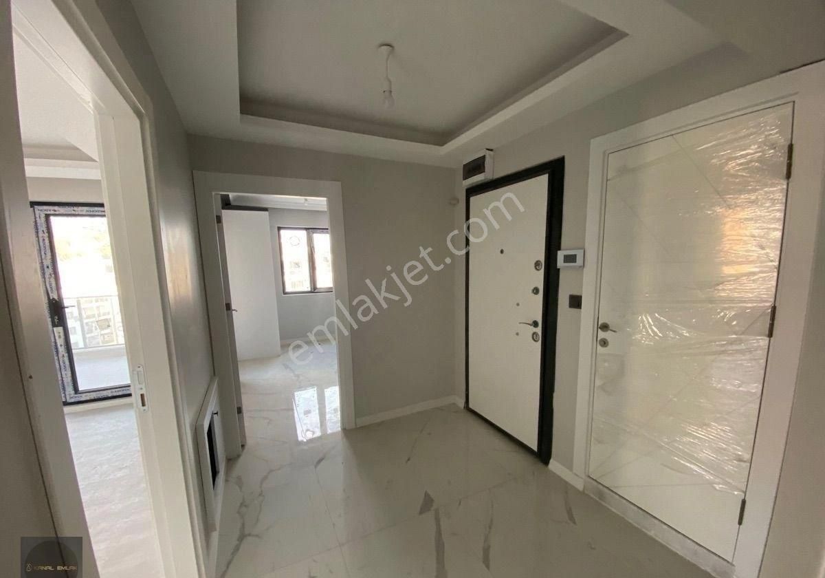 Güzelyalı Eğitim Mahallesi’nde Ayşin Park Sitesi’nde 3 + 1 Ara Kat Satılık Daire - Görsel 19