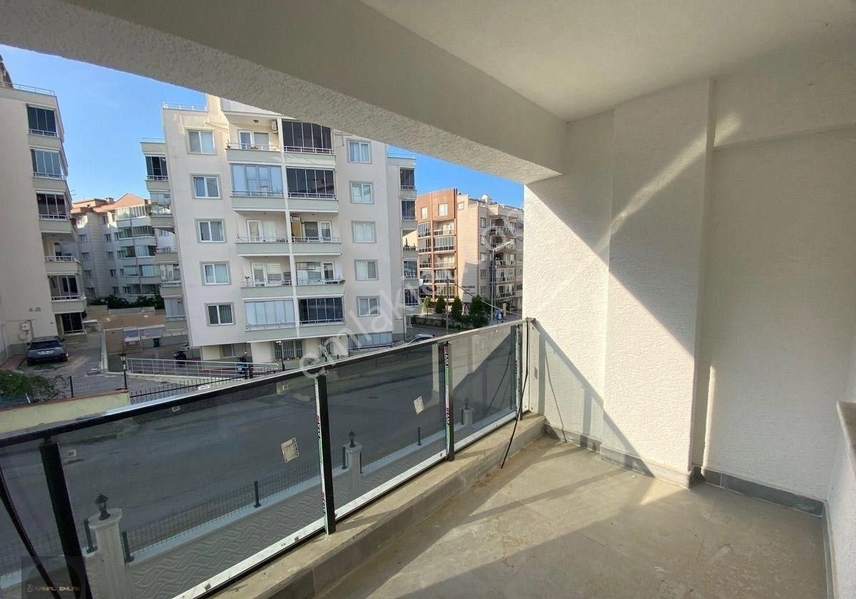 Güzelyalı Eğitim Mahallesi’nde Ayşin Park Sitesi’nde 3 + 1 Ara Kat Satılık Daire - Görsel 20