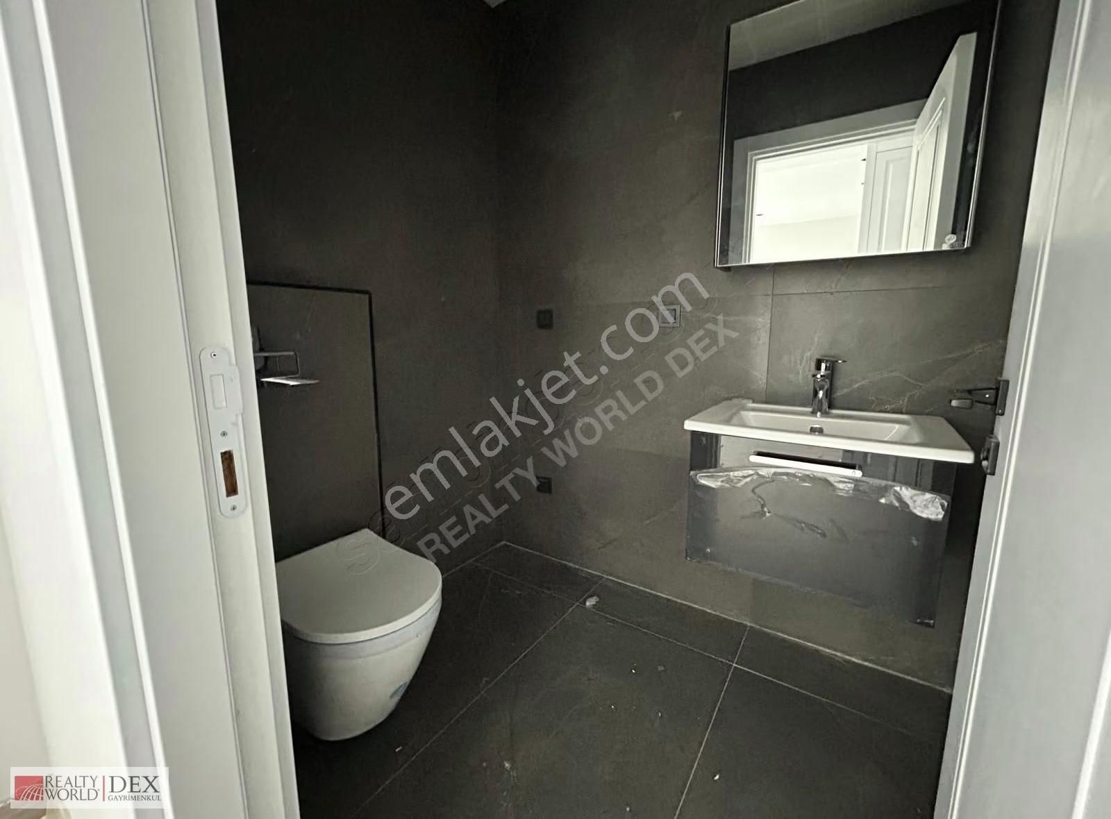 Altıntaş'da Satılık 1+1 Daire - Görsel 24