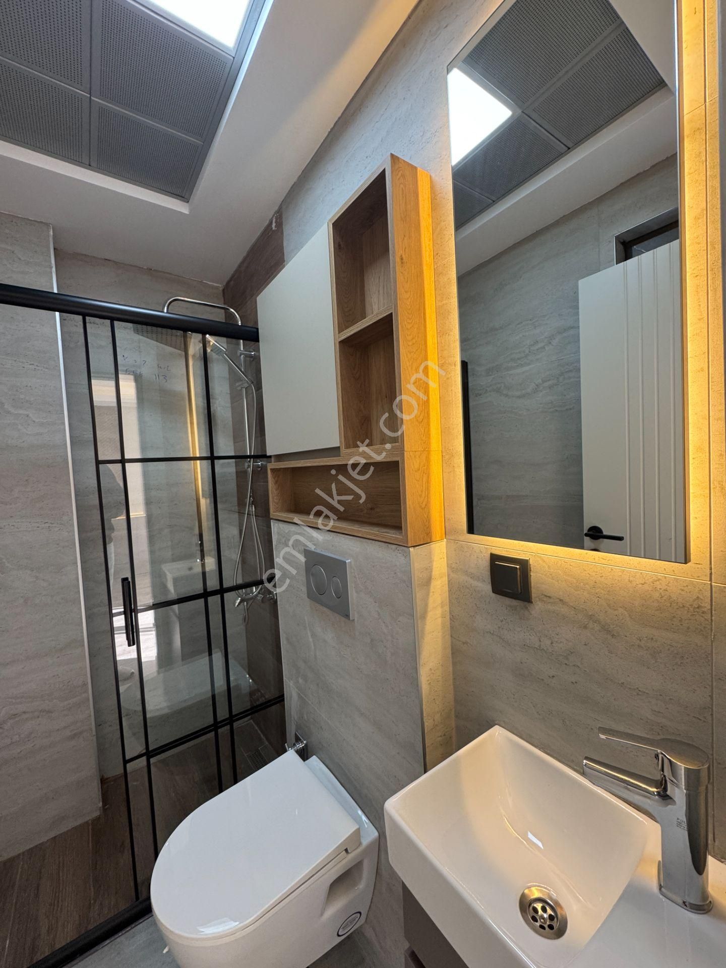 Yenigünde Yerden Isıtmalı Çatılı Lüks 2+1 Ler - Görsel 22