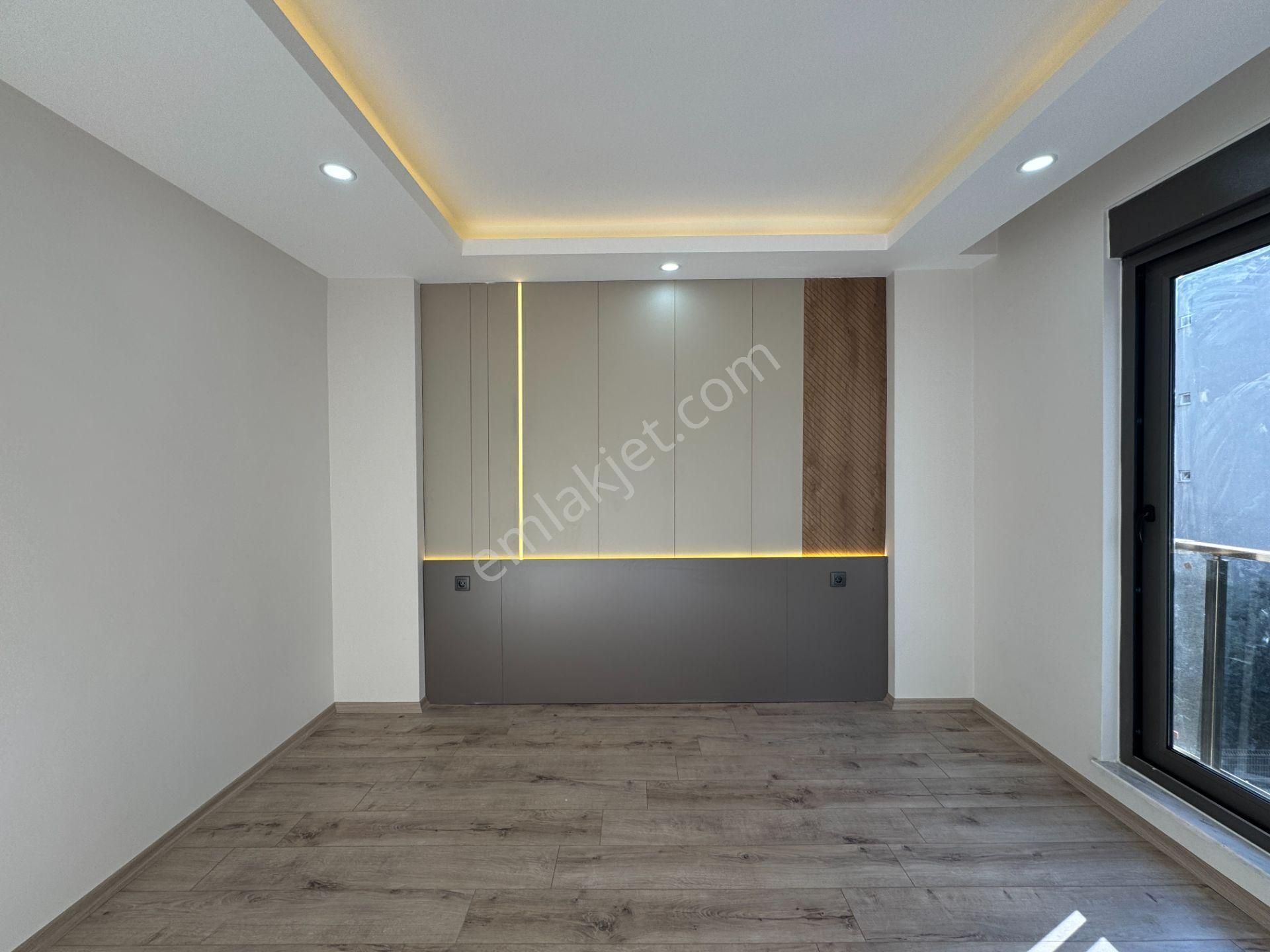 Yenigünde Yerden Isıtmalı Çatılı Lüks 2+1 Ler - Görsel 20