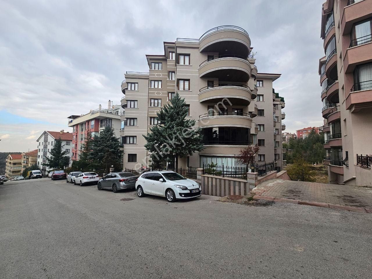 Akpınar'da Dikmen Caddesi 300 M Yakını Satılık Geniş 4+1 Daire - Görsel 7