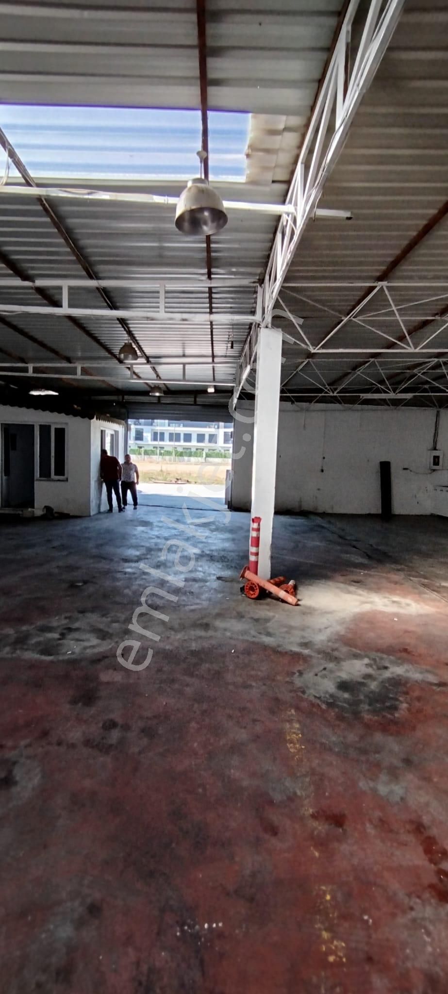 Gaziemir Büyük M2 Li Satılık Dükkan - Görsel 3