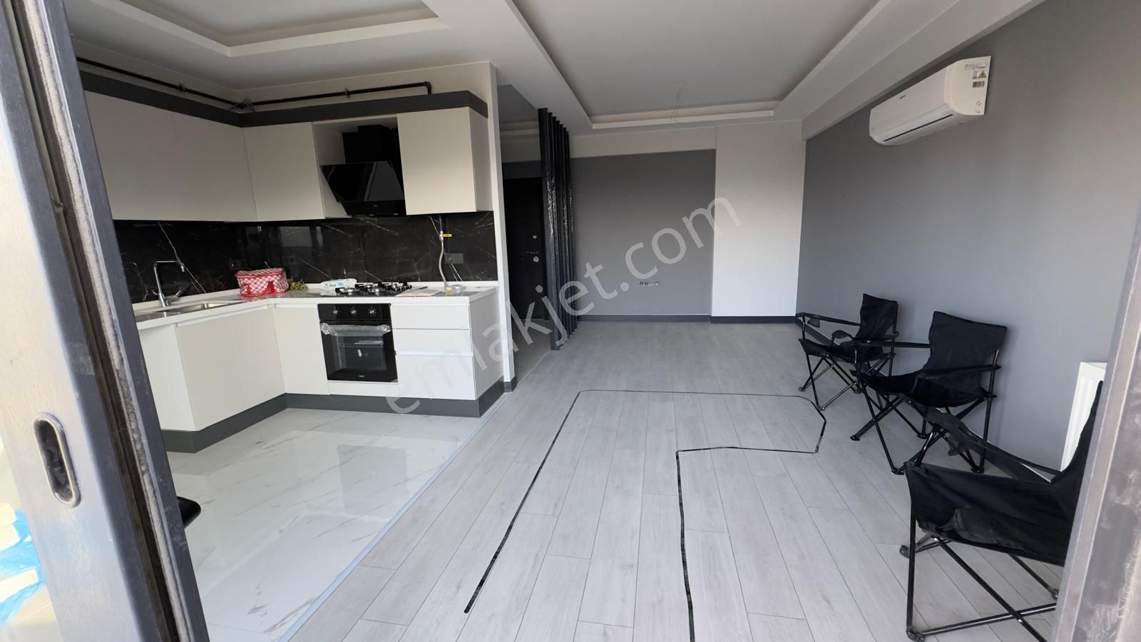 Menemen İstiklal Mah. Ön Cephe 2+1 102 M2 Lüks Kiralık Daire - Görsel 23