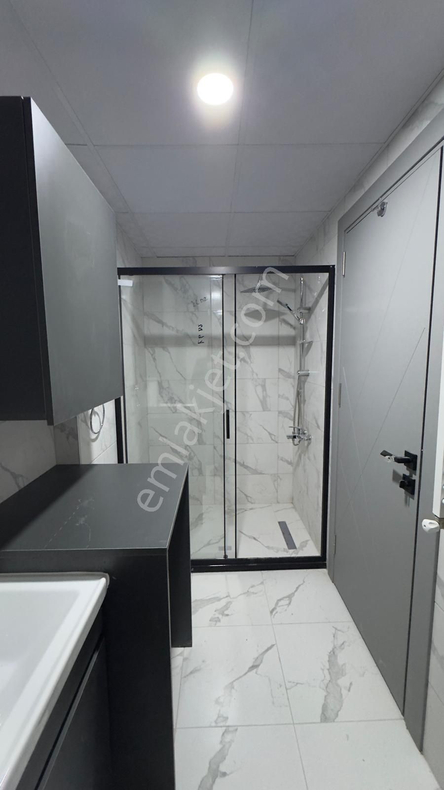 Menemen İstiklal Mah. Ön Cephe 2+1 102 M2 Lüks Kiralık Daire - Görsel 9