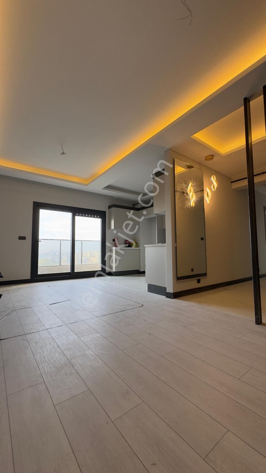 Menemen İstiklal Mah. Ön Cephe 2+1 102 M2 Lüks Kiralık Daire - Görsel 5