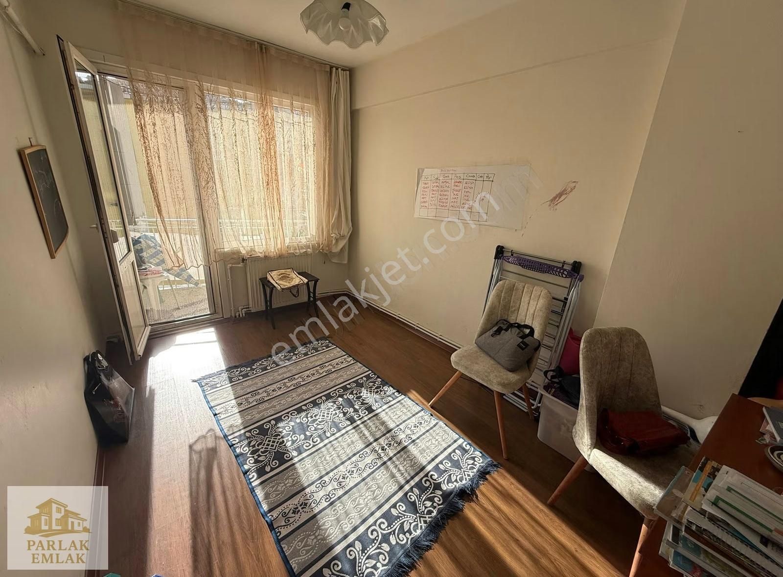 Parlak'tan Sultantepe^de 3+1 Geniş Merkez^e Yakın Ara Kat Daire^ - Görsel 17