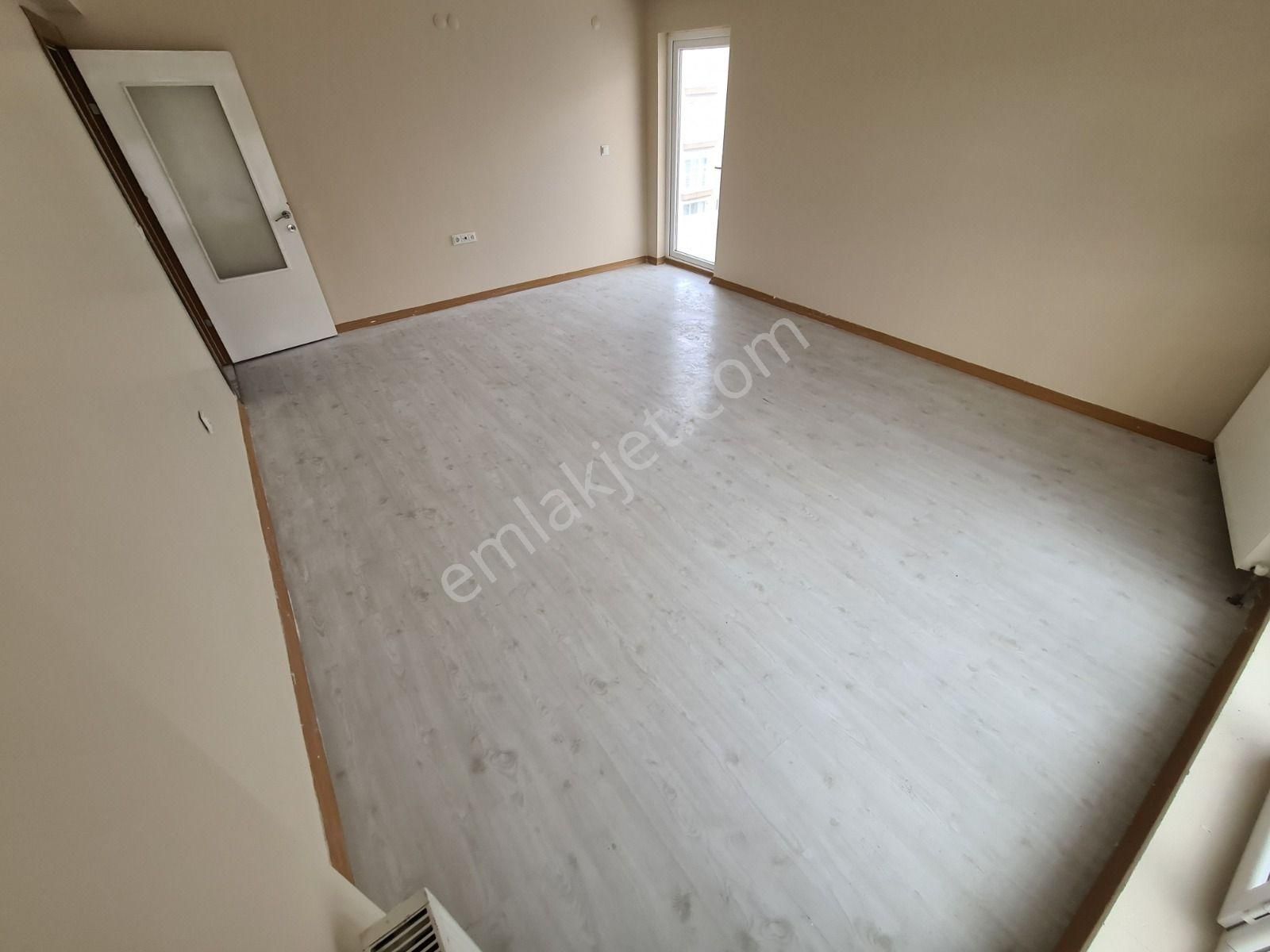 Muhteşem Lokasyon & Emsalsiz Fiyat İle Cadde Üzeri Köşebaşı 4+1 - Görsel 13