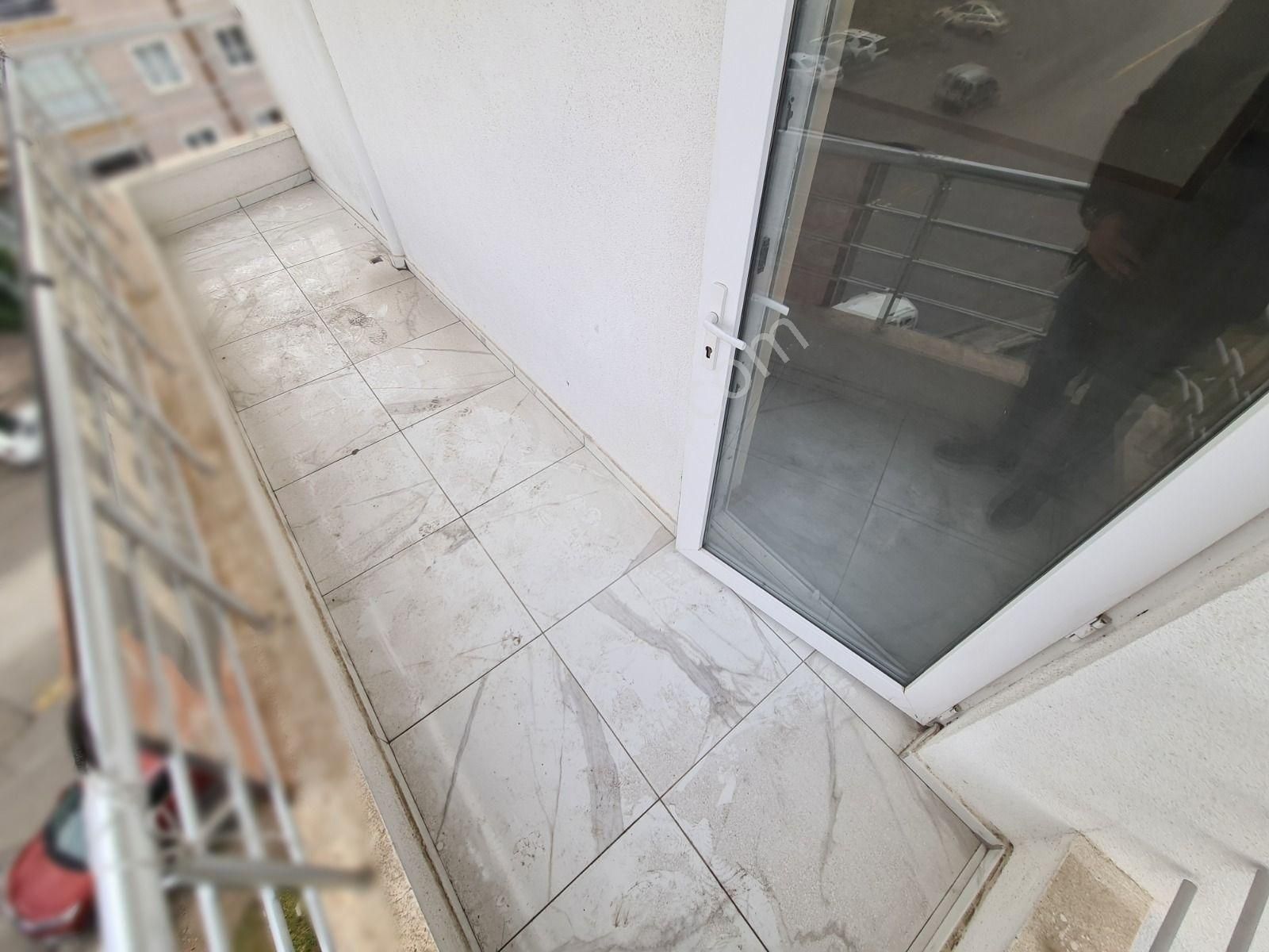 Muhteşem Lokasyon & Emsalsiz Fiyat İle Cadde Üzeri Köşebaşı 4+1 - Görsel 16