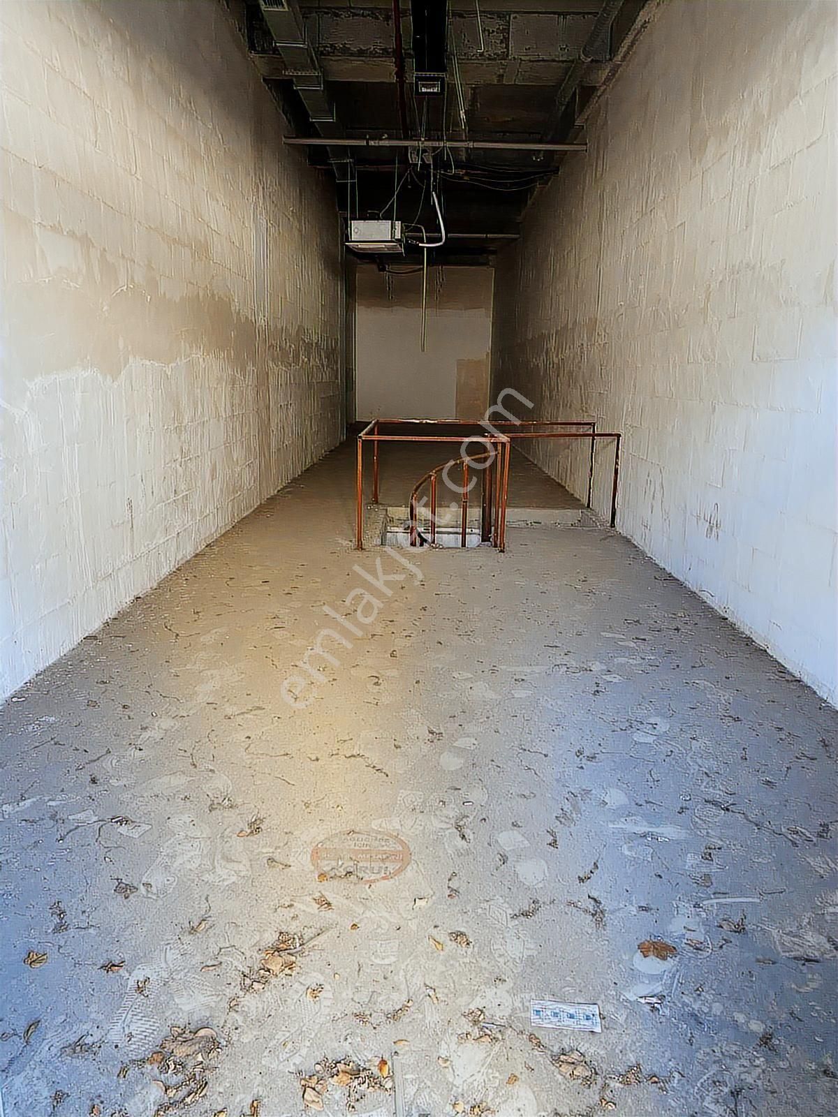 Adım İstanbulda Kiralık Boş Dükkan - Görsel 5