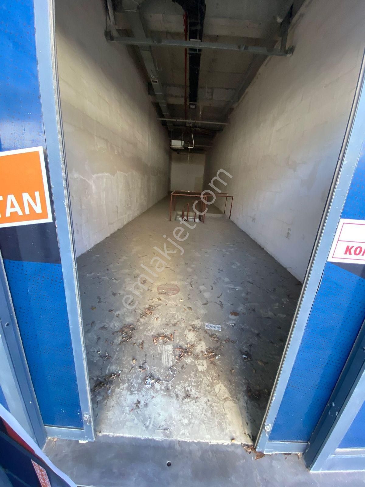 Adım İstanbulda Kiralık Boş Dükkan - Görsel 9