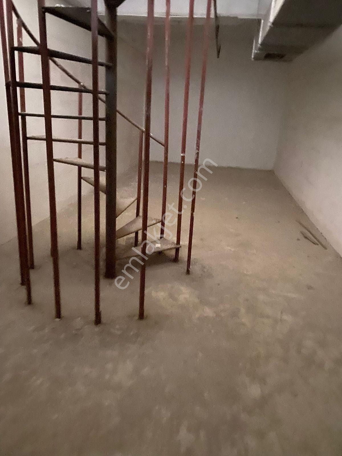 Adım İstanbulda Kiralık Boş Dükkan - Görsel 7