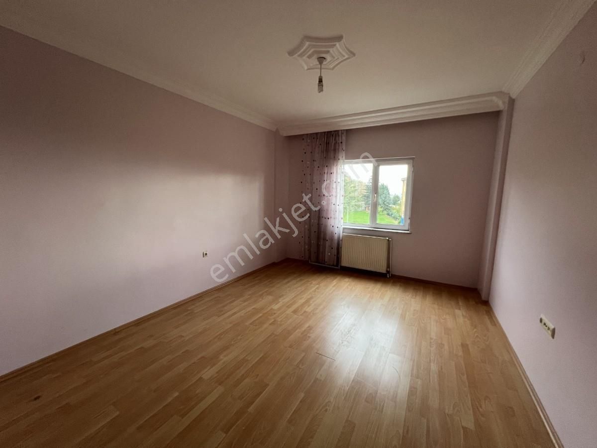 Sakarya Adapazarı 15 Temmuz Camili Ayçiçeği Vadisinde Geniş 3+1 - Görsel 12