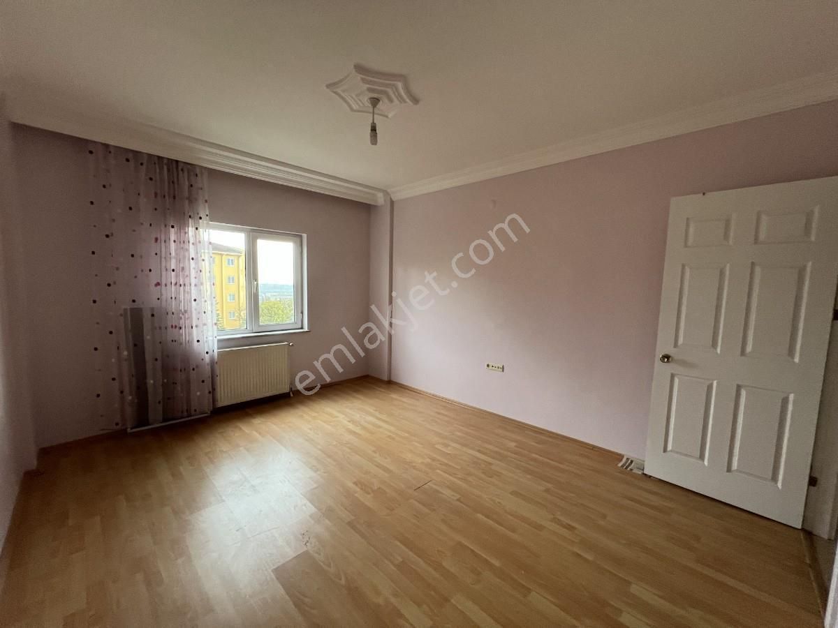 Sakarya Adapazarı 15 Temmuz Camili Ayçiçeği Vadisinde Geniş 3+1 - Görsel 16