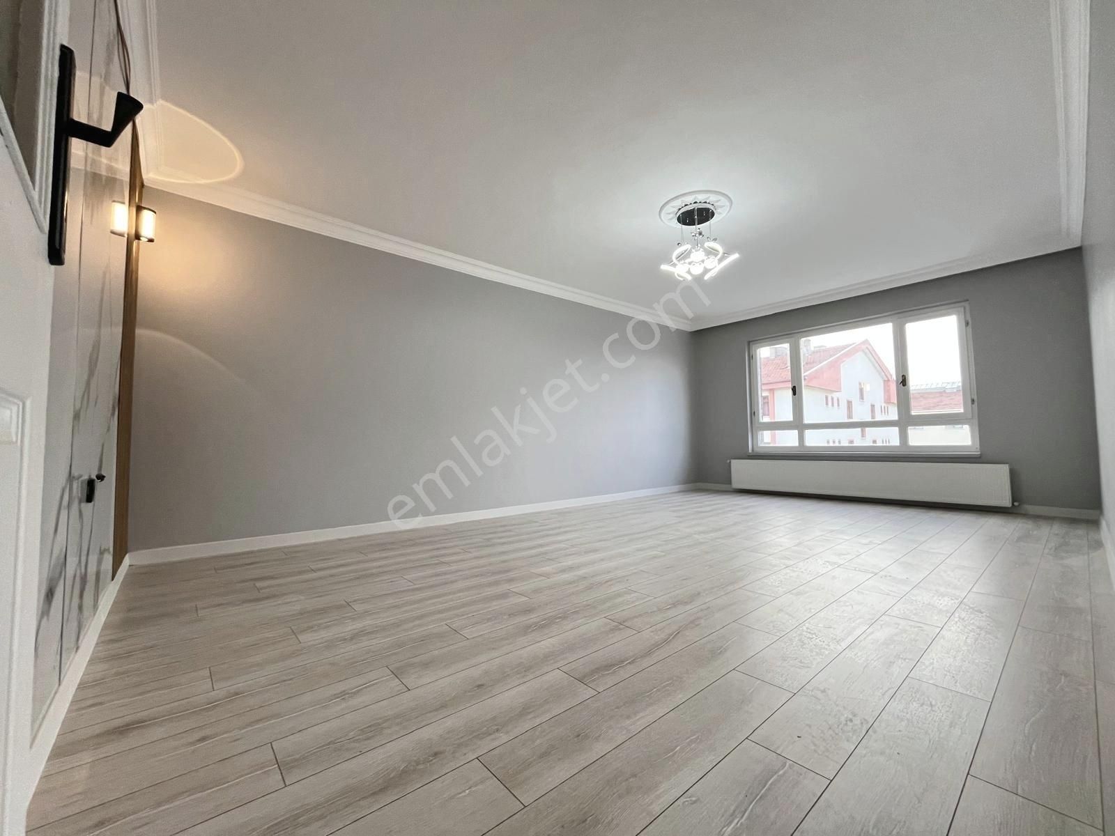 Şentürk Gayrimenkul'den Karapürçek Eyüp Cami Mevk 2. Kat Yapılı - Görsel 20