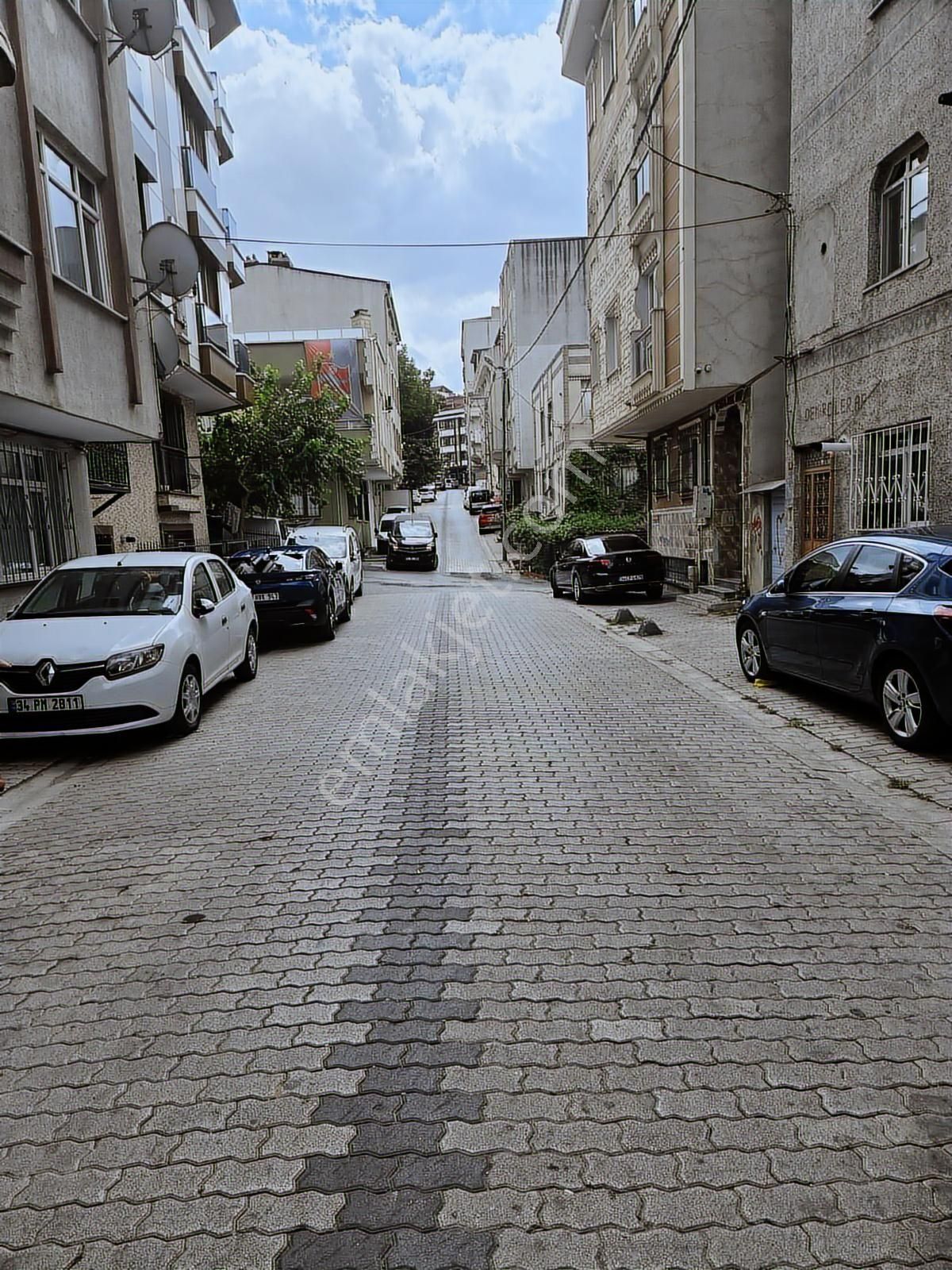 Küçükçekmecede Satılık Dükkan - Görsel 3