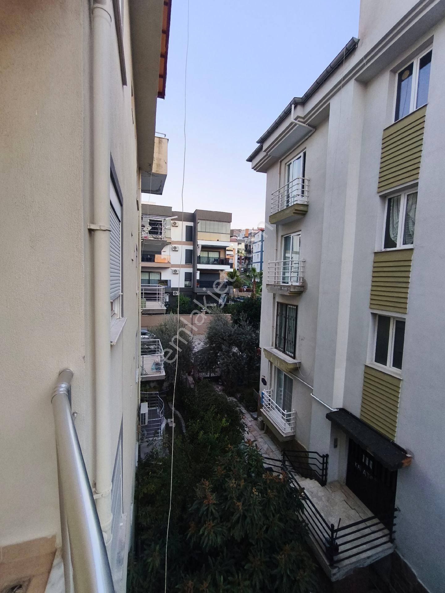Kuşadası Ege Mah Çarşıya Yakın Kiralık Daire - Görsel 22
