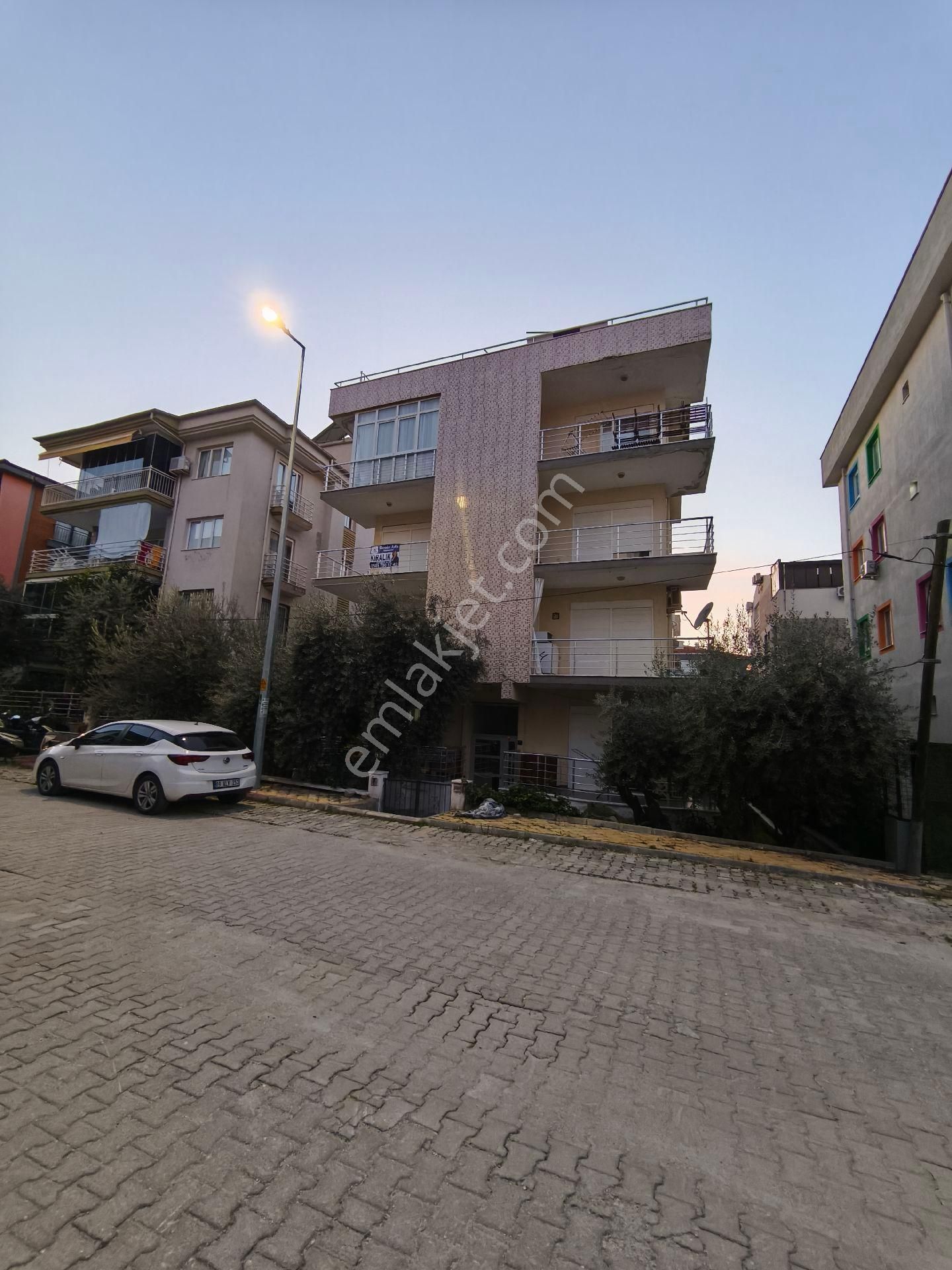 Kuşadası Ege Mah Çarşıya Yakın Kiralık Daire - Görsel 25