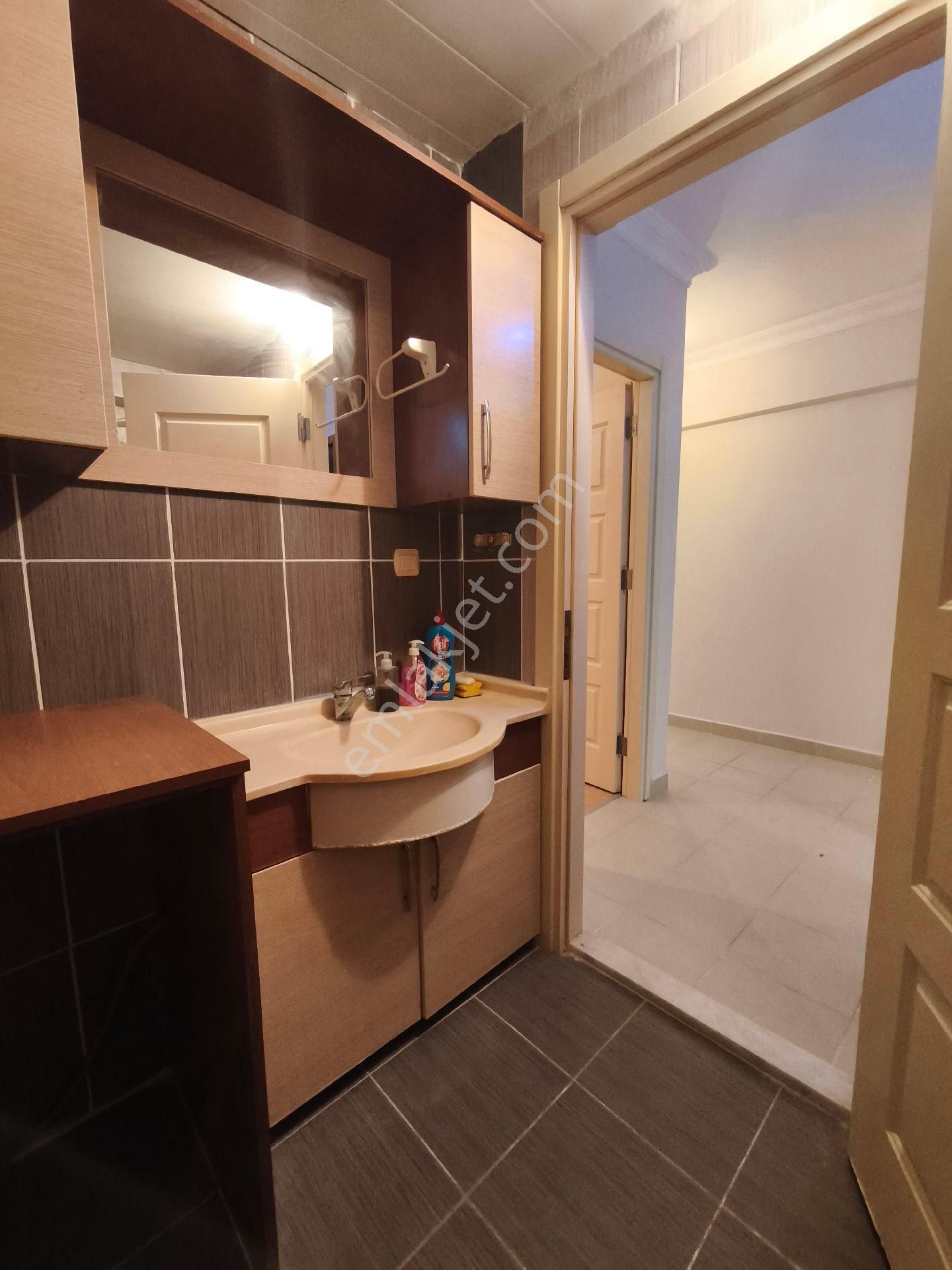 Kuşadası Ege Mah Çarşıya Yakın Kiralık Daire - Görsel 9