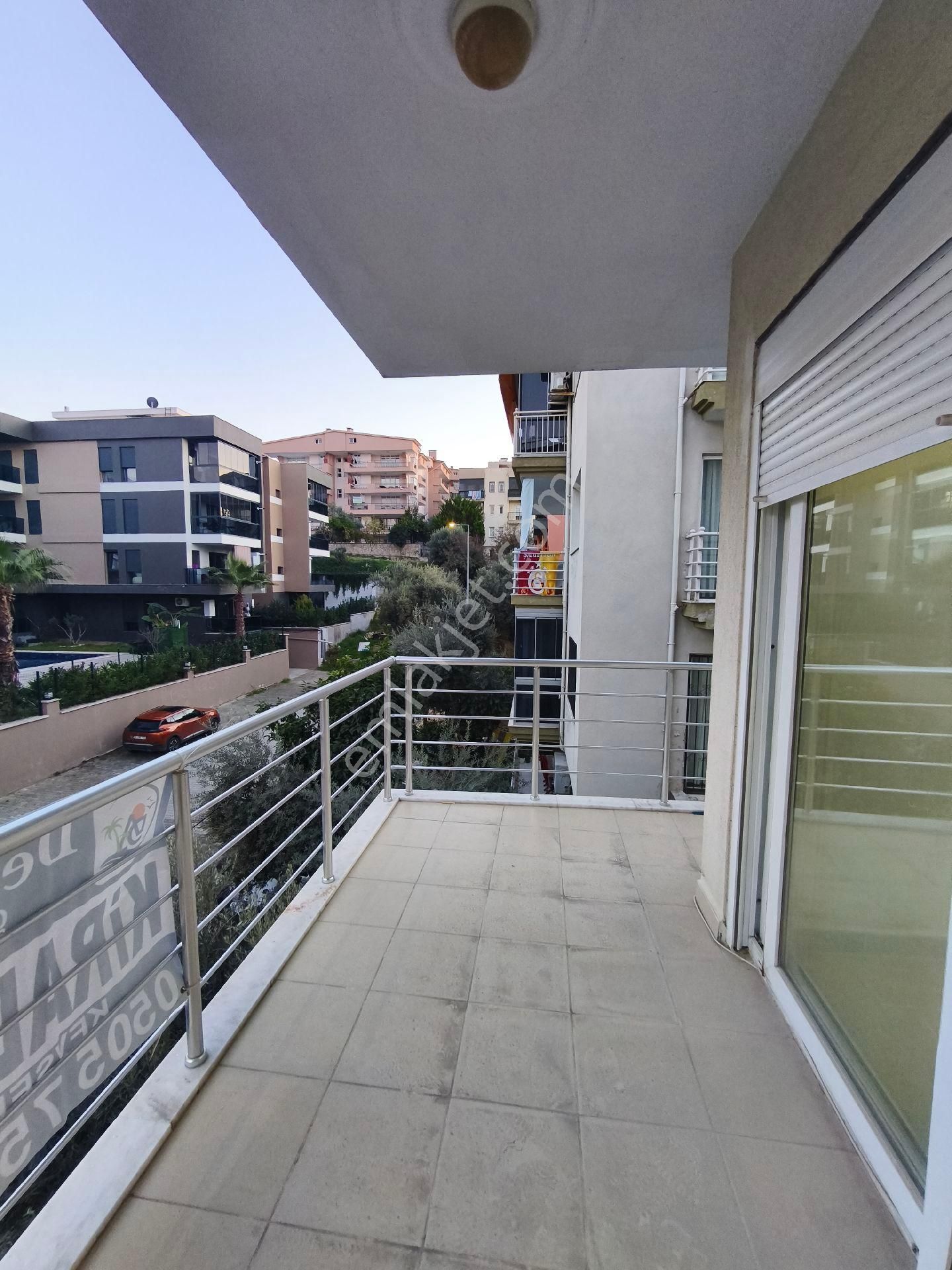 Kuşadası Ege Mah Çarşıya Yakın Kiralık Daire - Görsel 13