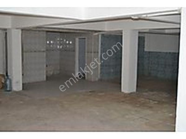 Topkapı Sur İçinde Atölye-depo Kulanımlı 200m2 Kiralık