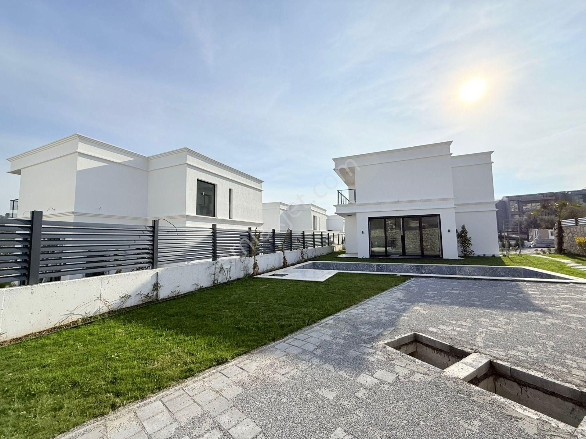 Kusadasında Satılık-özel Havuz/otopark-yerden Isıtma-lüx-500m2 Bahçe-tamamı Müstakil ( Takasa Açık) - Görsel 8