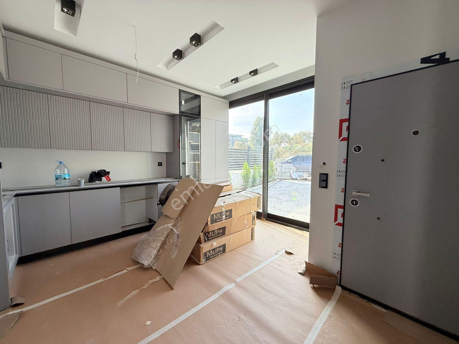 Kusadasında Satılık-özel Havuz/otopark-yerden Isıtma-lüx-500m2 Bahçe-tamamı Müstakil ( Takasa Açık) - Görsel 21