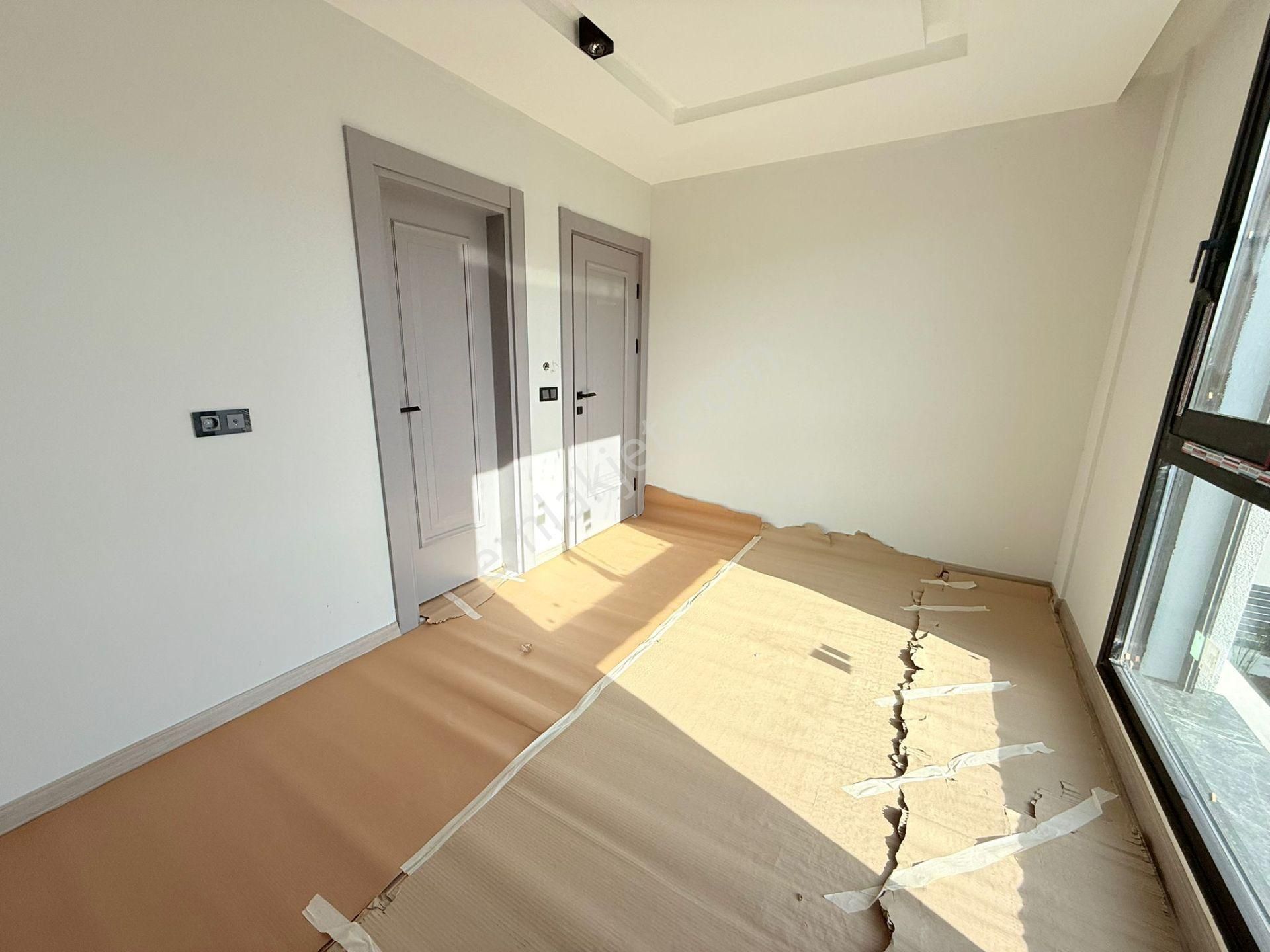 Kusadasında Satılık-özel Havuz/otopark-yerden Isıtma-lüx-500m2 Bahçe-tamamı Müstakil ( Takasa Açık) - Görsel 24