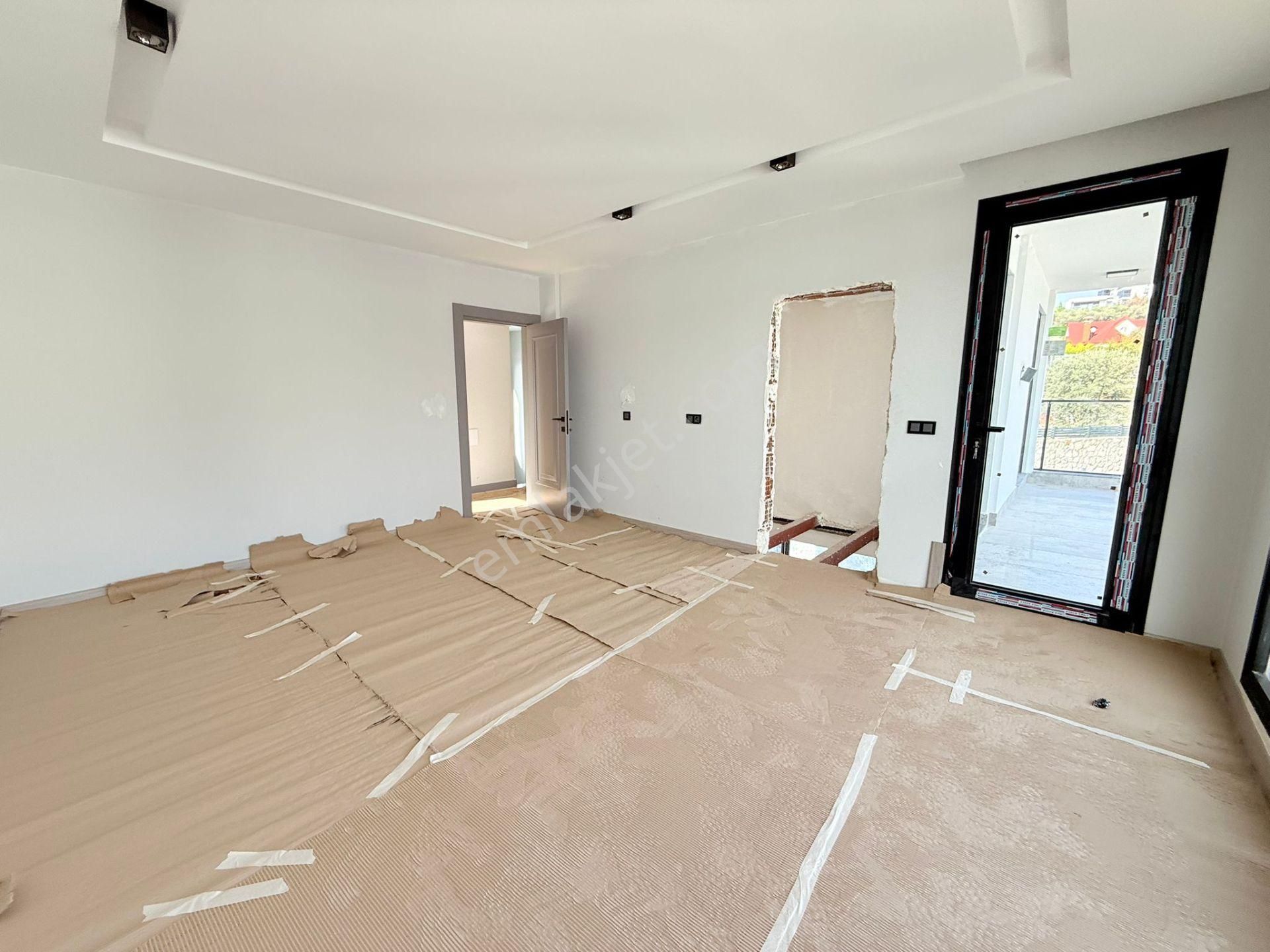 Kusadasında Satılık-özel Havuz/otopark-yerden Isıtma-lüx-500m2 Bahçe-tamamı Müstakil ( Takasa Açık) - Görsel 33