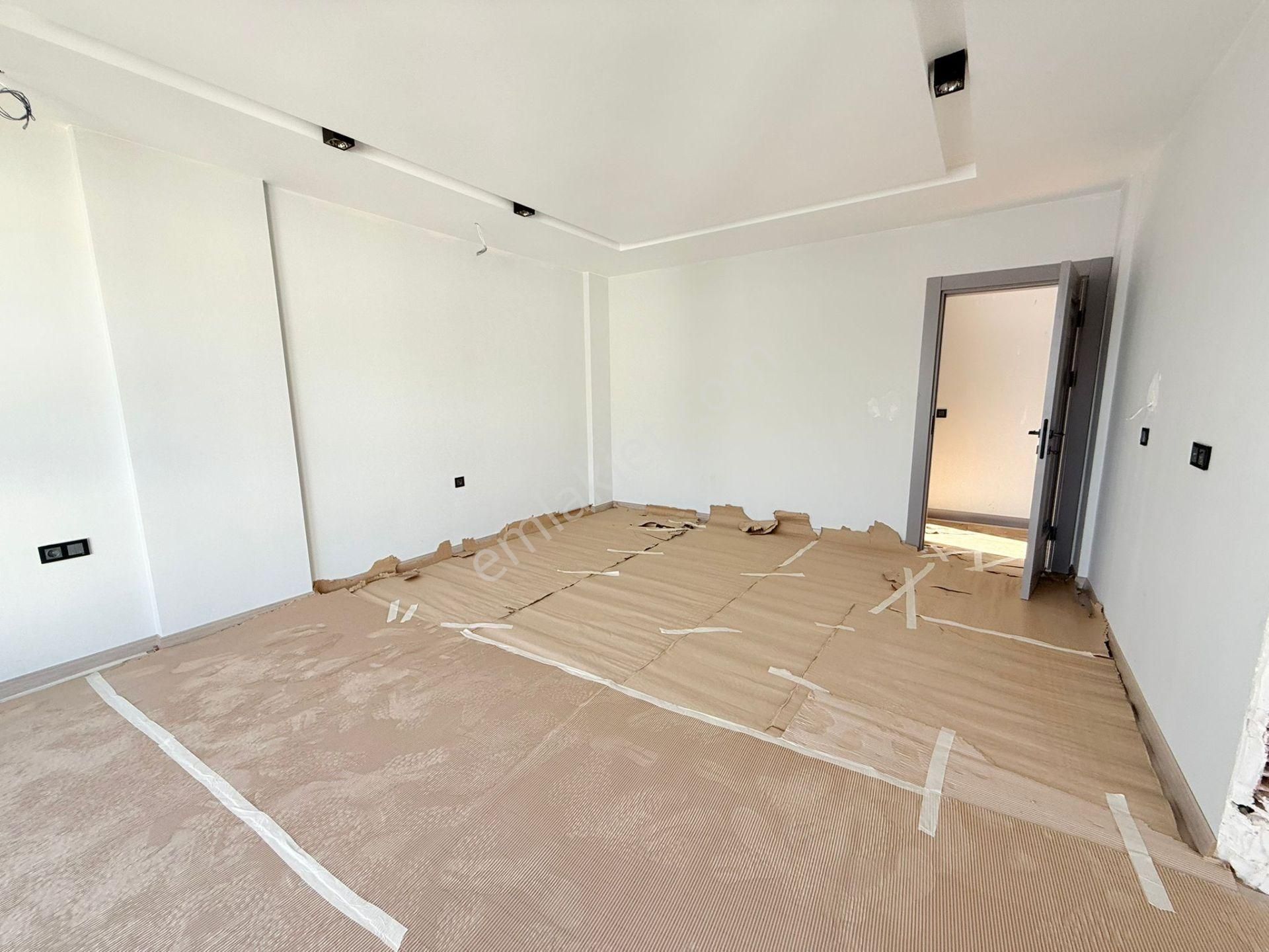 Kusadasında Satılık-özel Havuz/otopark-yerden Isıtma-lüx-500m2 Bahçe-tamamı Müstakil ( Takasa Açık) - Görsel 32