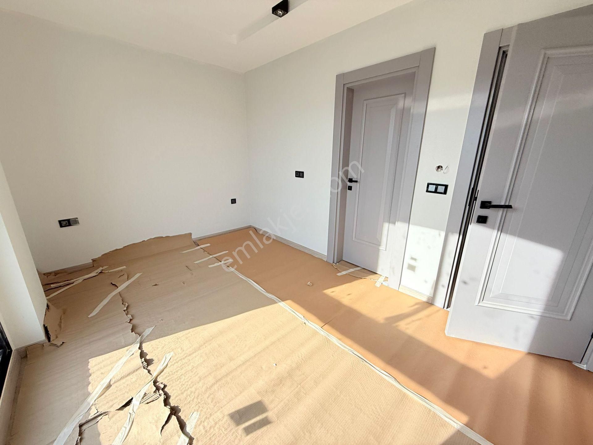 Kusadasında Satılık-özel Havuz/otopark-yerden Isıtma-lüx-500m2 Bahçe-tamamı Müstakil ( Takasa Açık) - Görsel 31