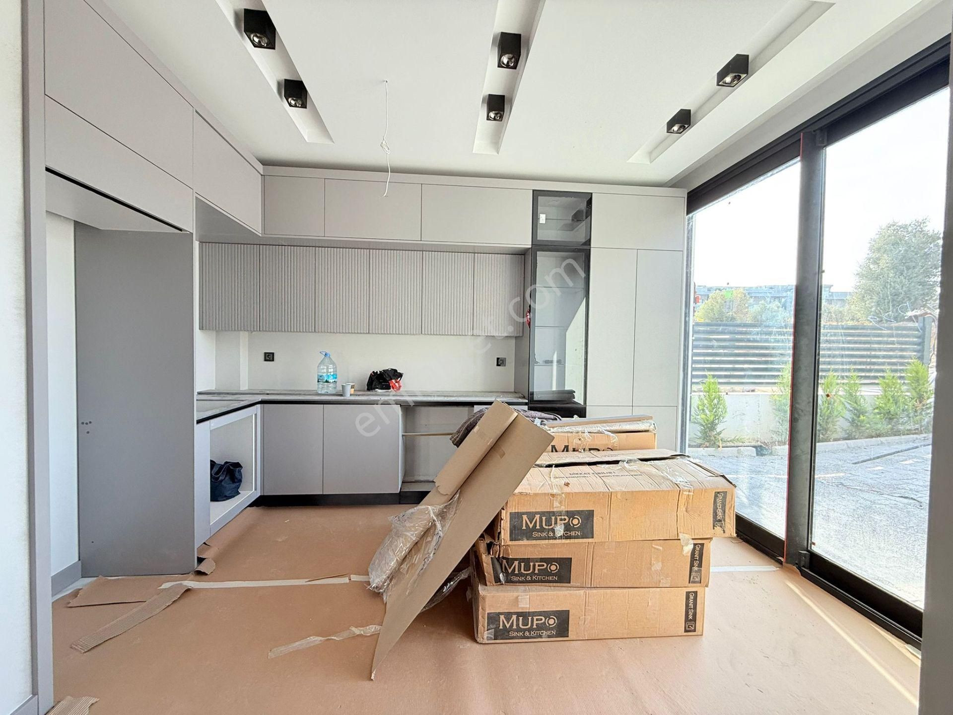 Kusadasında Satılık-özel Havuz/otopark-yerden Isıtma-lüx-500m2 Bahçe-tamamı Müstakil ( Takasa Açık) - Görsel 22