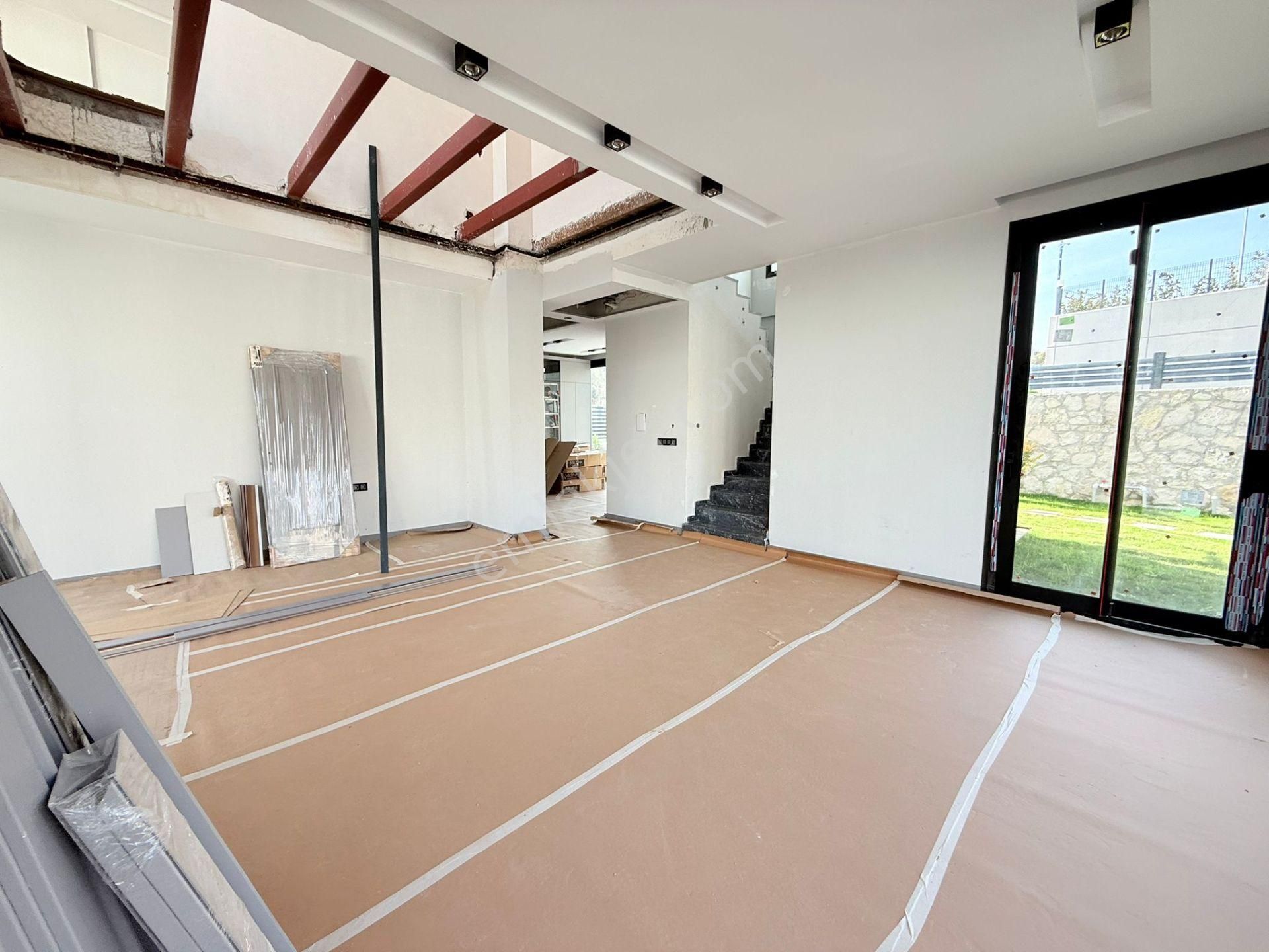 Kusadasında Satılık-özel Havuz/otopark-yerden Isıtma-lüx-500m2 Bahçe-tamamı Müstakil ( Takasa Açık) - Görsel 19