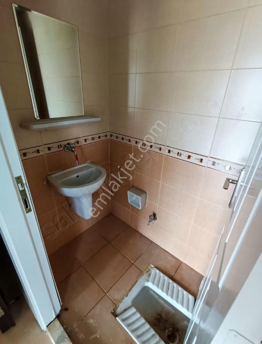 Serdar Demirbaş'tan Güzelbahçe Sitesinde 2+1 Daire - Görsel 6