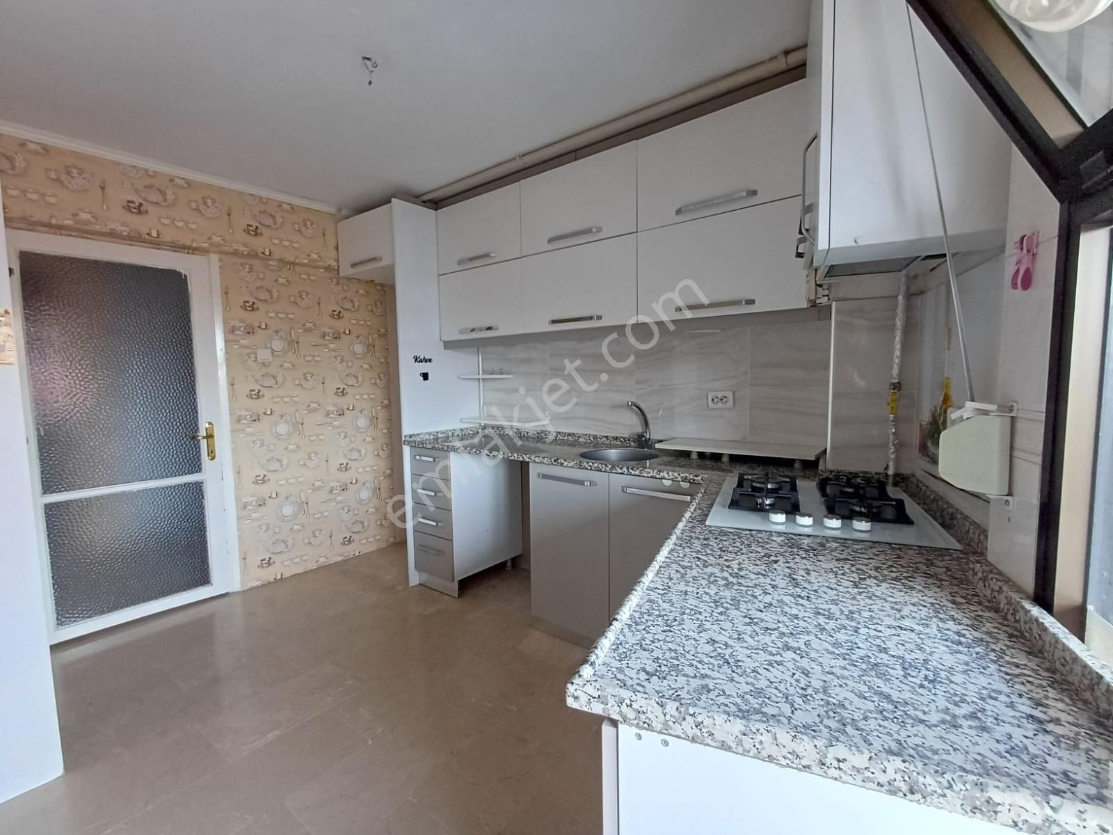 Bestekar Sadi Hoşseste Satılık 3+1 Ferah Köşe Daire - Görsel 17