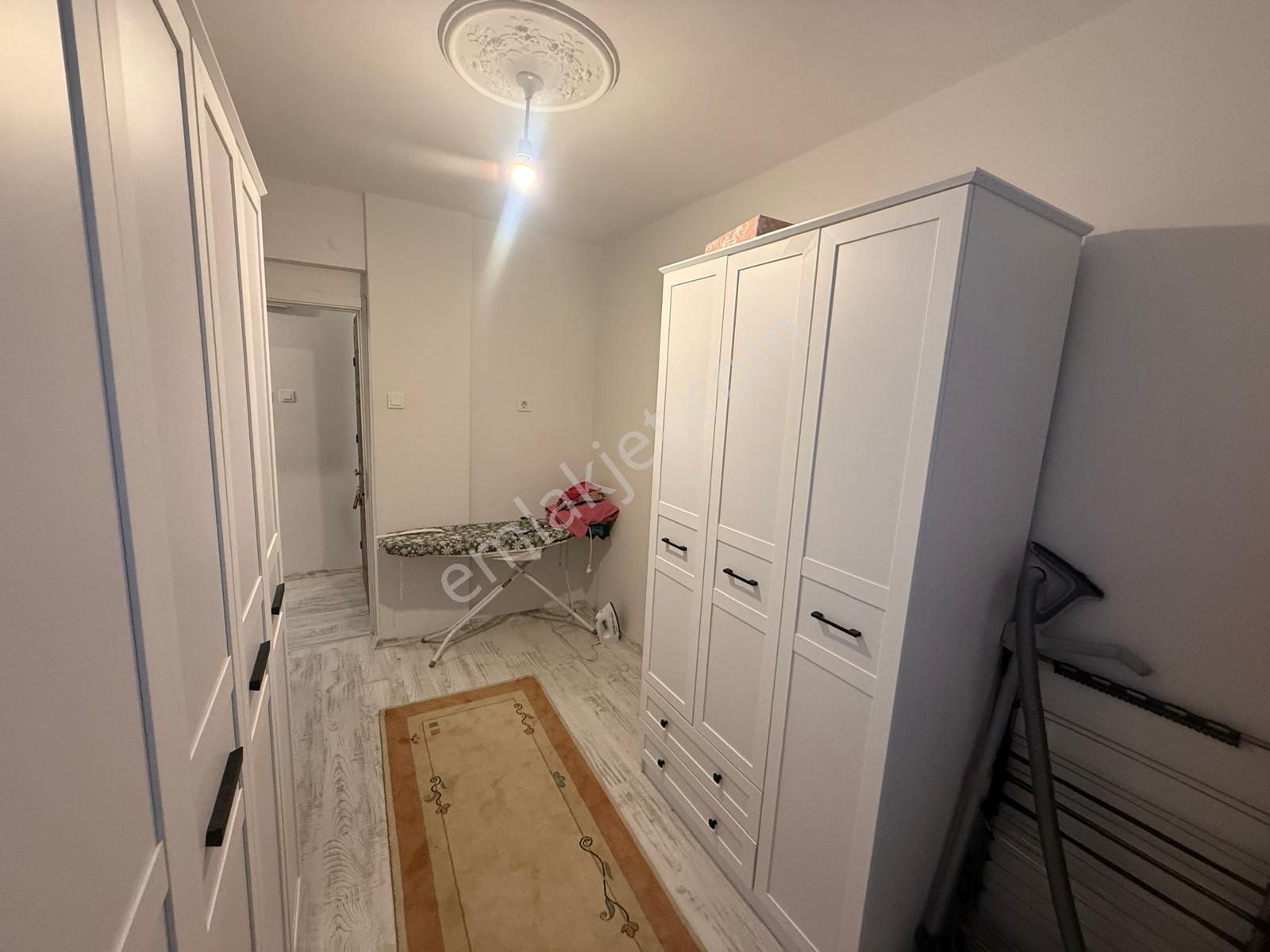 Yiğitler Mahallesinde Arakat, Doğalgazlı, Tadilatlı, 2+1 Daire - Görsel 17