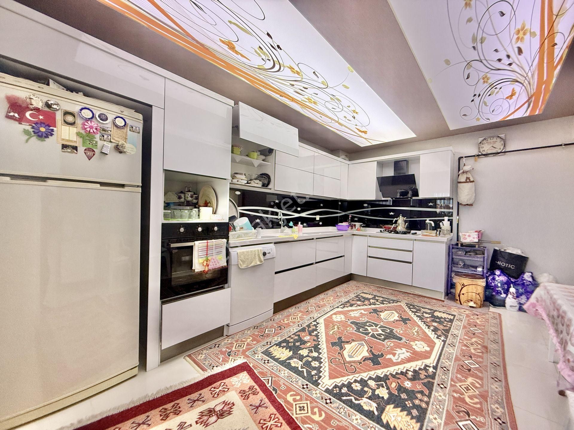 Kalecik Emlak'tan Merkez Mh'de Çift Banyolu Asansörlü 7.kat 4+1 - Görsel 4