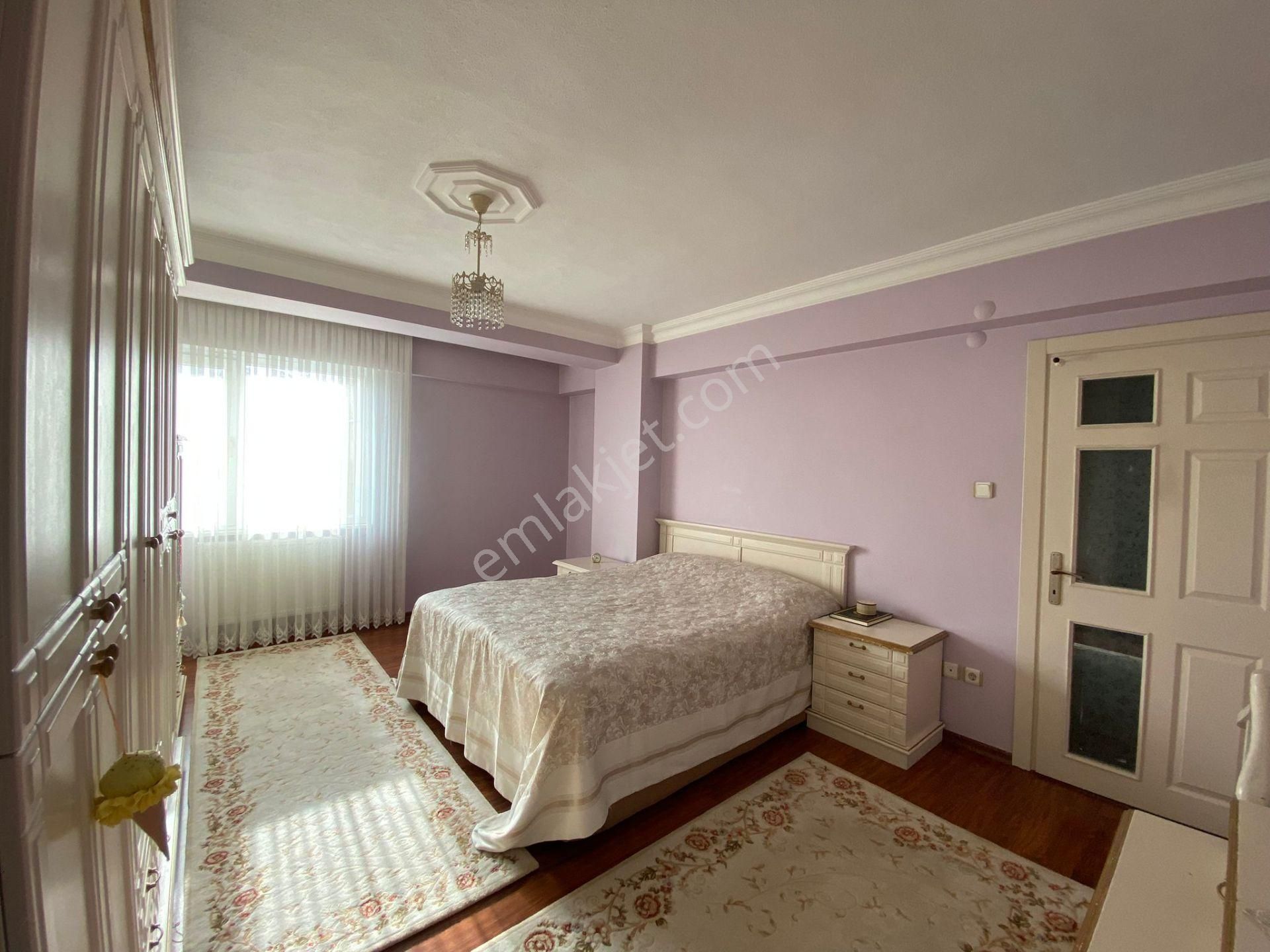 Ümraniye Namık Kemal Mahallesinde Satılık 4+1 Daire - Görsel 11