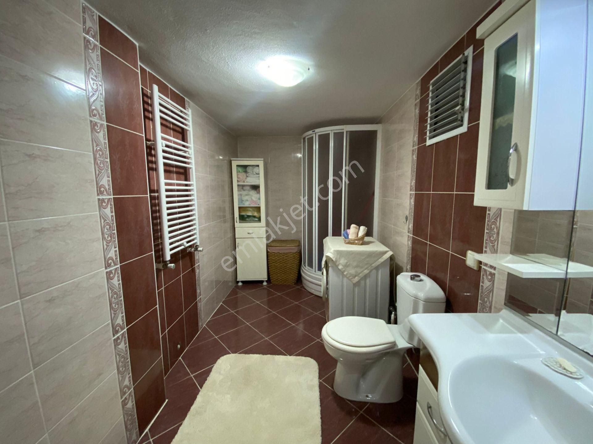 Ümraniye Namık Kemal Mahallesinde Satılık 4+1 Daire - Görsel 7