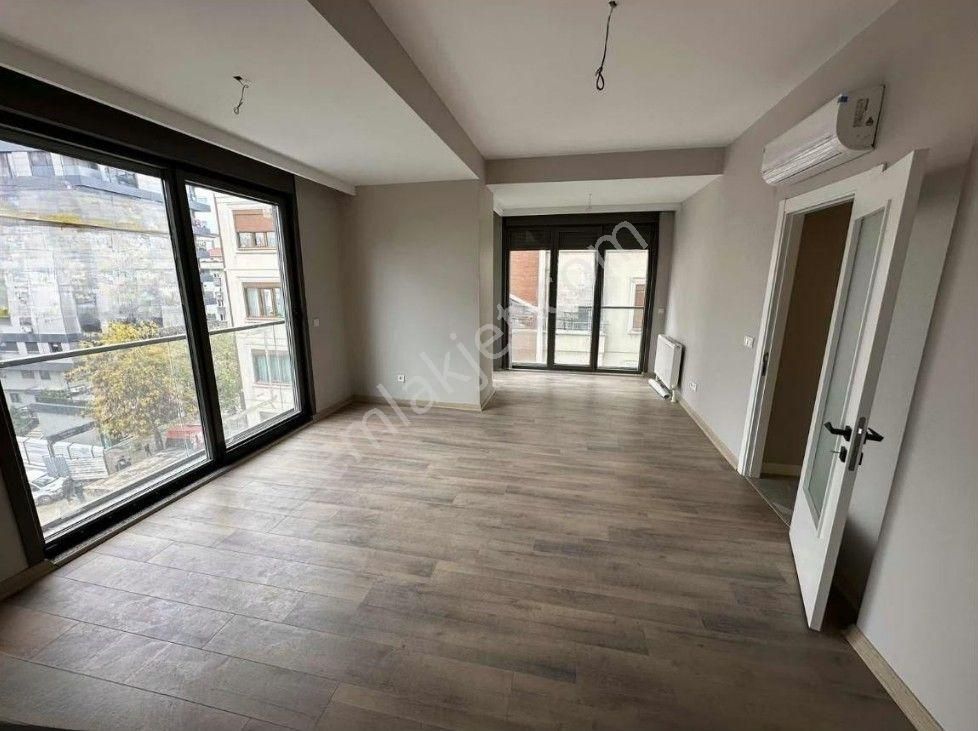 Boş... Erenköy Etemefendideyeni 130 M2 Balkonlu Önü Açık Ferah Ebeveyn Banyo Mevcuttur - Görsel 3