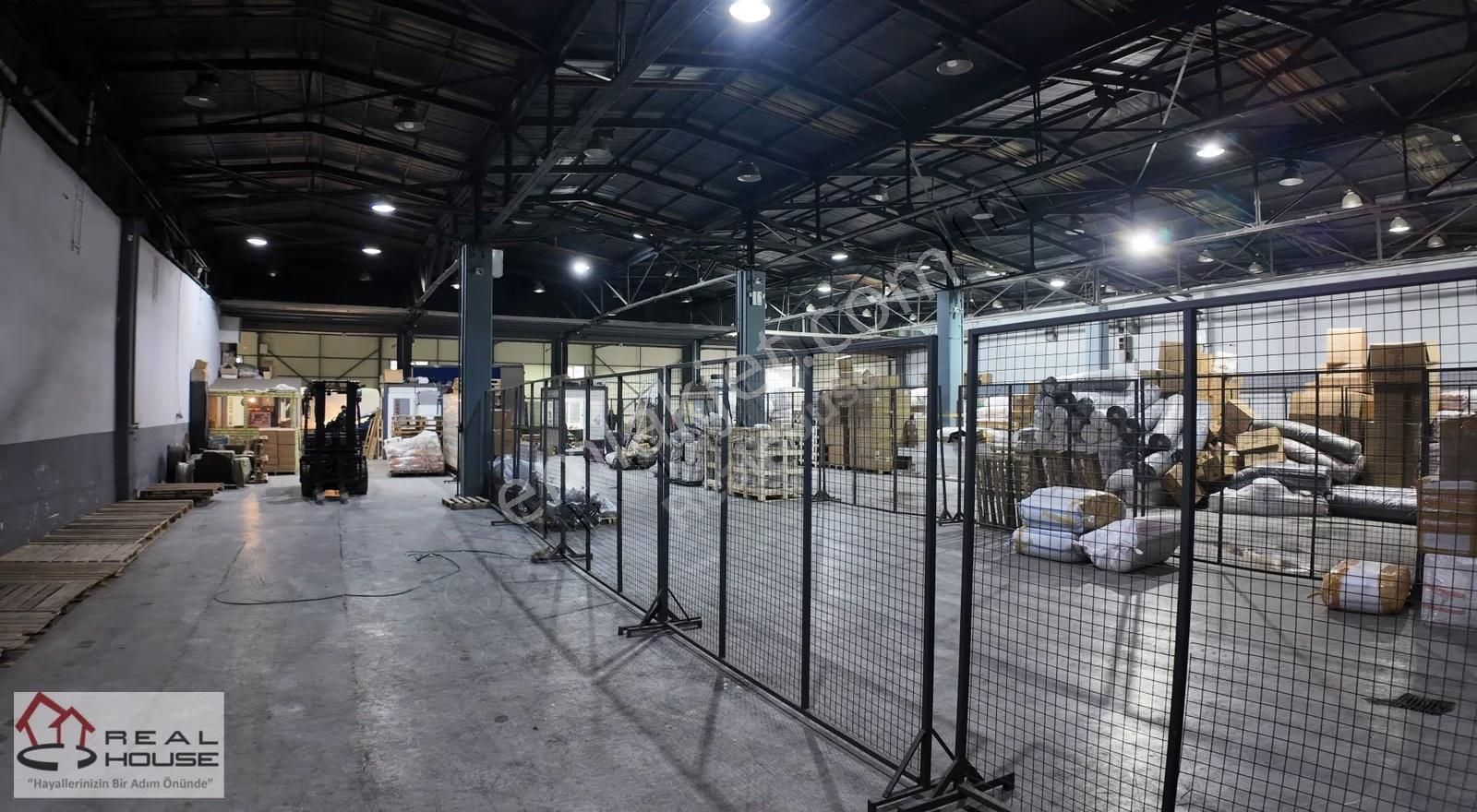 Yenibosna Lojistik Bölgesinde 3300 M² Kiralık Depo-antrepo - Görsel 24