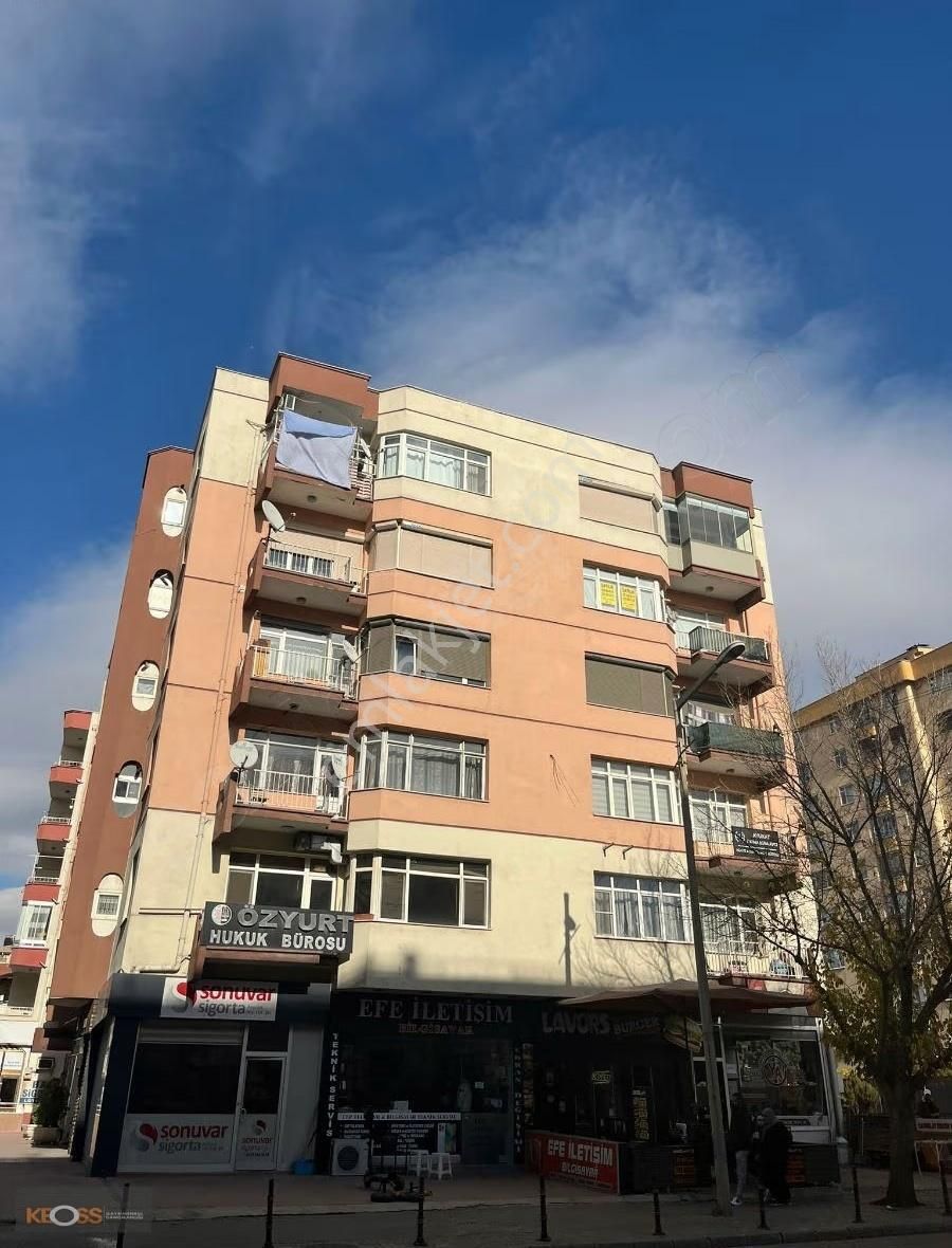 Kule Emniyet Müdürlüğü Karşısı Satılık 3+1 Daire - Görsel 8